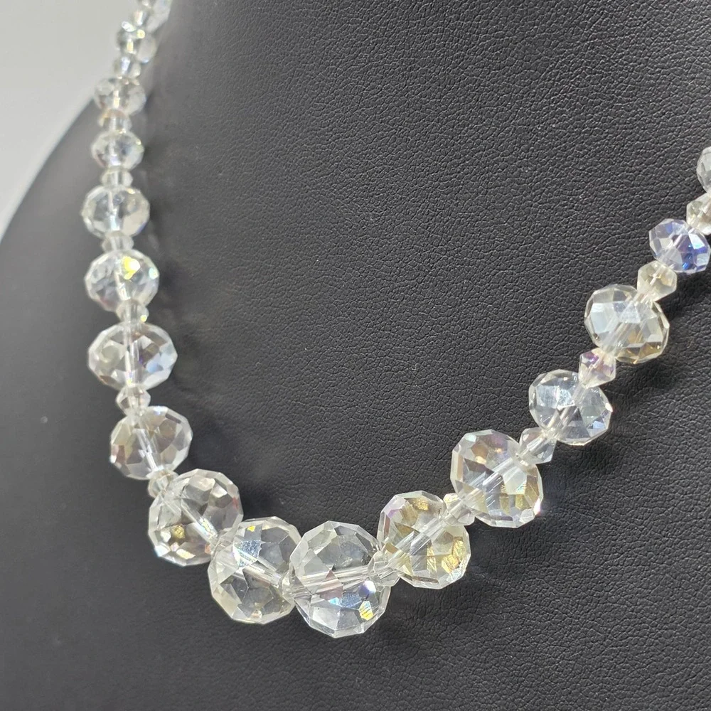 Vintage Style Aurora Borealis AB Faceted Glass Crystal Graduated‎ Bead Necklace